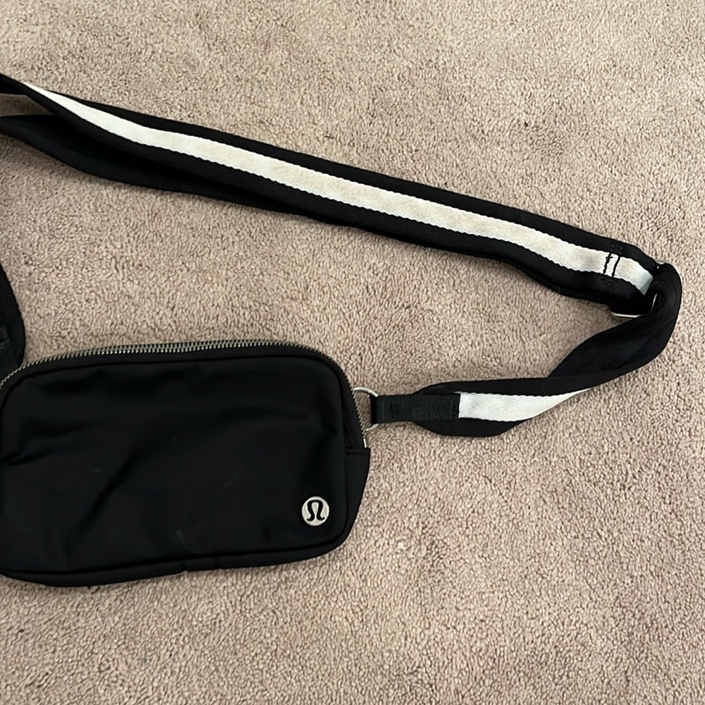 Lululemon Fanny pack